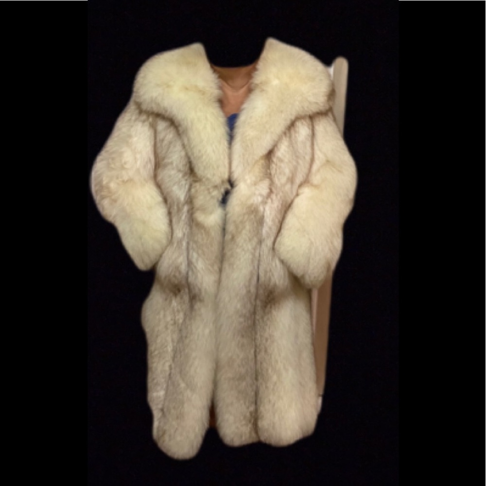 Vintage Blue fox fur coat not subj to bundle disc